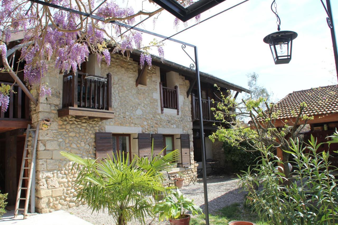 Les Pascals Bed & Breakfast Saint-Paul-les-Romans Exterior photo